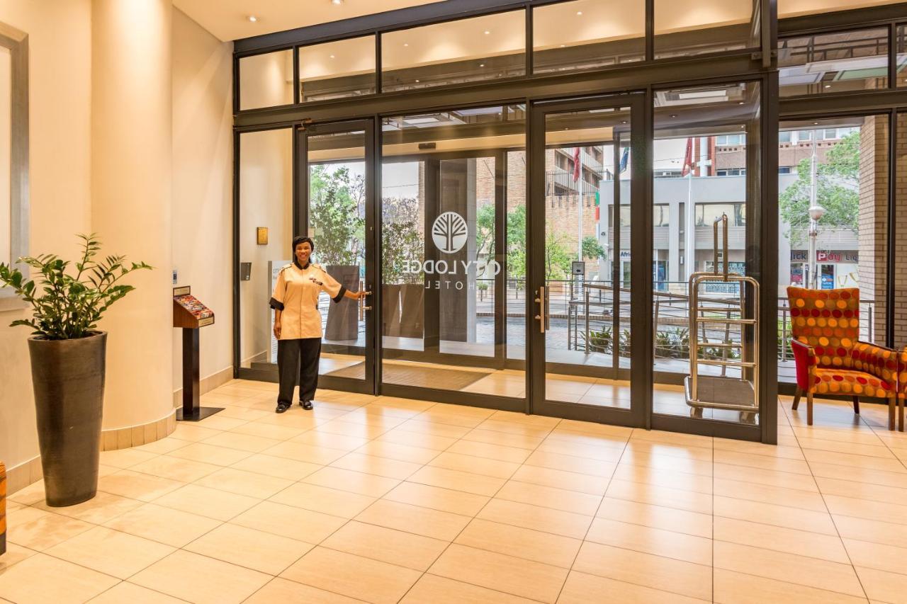 ซิตี ลอดจ์ โฮเต็ล แฮตฟิลด์ พรีตอเรีย Hotel พริทอเรีย ภายนอก รูปภาพ